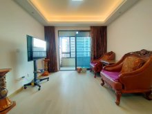 富景都会公寓 3室2厅2卫 95m² 3000元/月