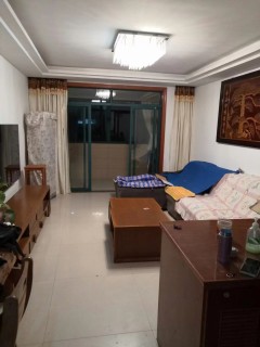 村口家园 3室2厅2卫 80.00m² 4200元/月