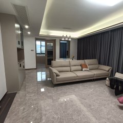 众安顺源府 3室2厅2卫 113.00m² 4200元/月