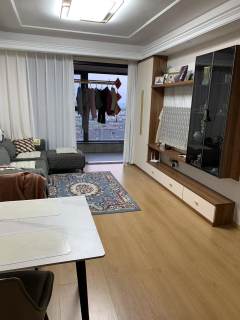 微风之城住宅 3室2厅2卫 91.00m² 165万