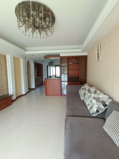 村口家园 3室2厅1卫 100.00m² 4000元/月