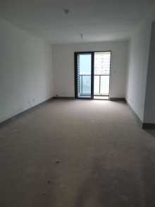 秦忆荣府北区 3室2厅2卫 110.00m² 164万