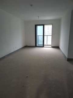 秦忆荣府北区 3室2厅2卫 110.00m² 164万