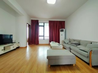西郊半岛(公寓住宅) 3室2厅2卫 133.00m² 3600元/月