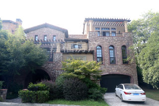 清源上林湖(别墅) 6室3厅5卫 637.28m² 20000元/月