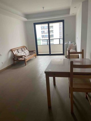 云望璞园 3室2厅2卫 93.00m² 2200元/月