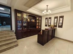 上林湖 4室2厅4卫 239.45m² 700万