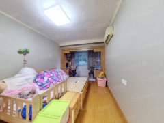 富春街道 2室1厅1卫 79.27m² 135万