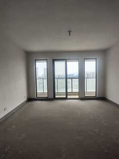 逸城住宅 3室2厅2卫 129.00m² 159万