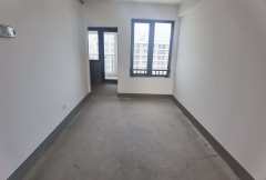 秦忆荣府南区 3室2厅2卫 124.00m² 196万