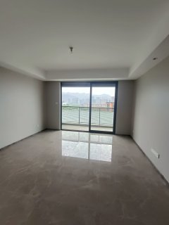 云畔桂语映月里 4室2厅2卫 133.58m² 310万