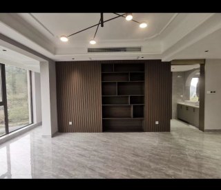 逸城(公寓住宅) 4室2厅2卫 135.32m² 258万