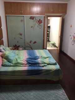 富阳老小区 2室1厅1卫 43.80m² 115万
