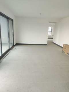 微风之城住宅 4室2厅2卫 133.00m² 207万