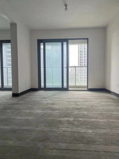 微风之城住宅 3室2厅2卫 96.31m² 128万