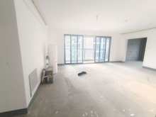 秦忆荣府南区 4室2厅2卫 160.00m² 237万