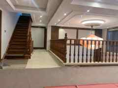 新山水御园 5室3厅4卫 251.00m² 1050万