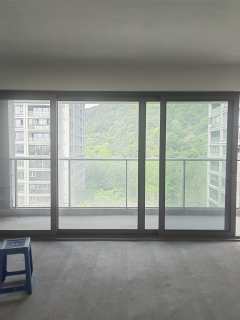 融创微风之城(公寓住宅) 4室2厅2卫 139.00m² 156万