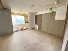 野风秋雅 4室2厅2卫 125.00m² 240万