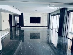 新山水御园 5室2厅4卫 137.55m² 490万