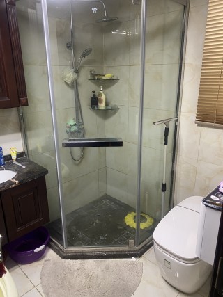 浪漫香槟(西区) 3室2厅2卫 132.00m² 299万