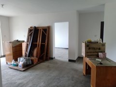 颐景山庄(公寓住宅) 3室2厅2卫 120.00m² 200万