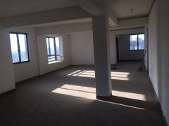 浪漫香槟(西区) 3室2厅2卫 132.00m² 199万