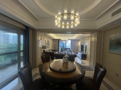 富春和园（公寓住宅） 4室2厅3卫 210.00m² 655万
