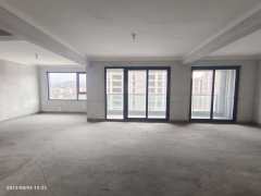 金汇之星 4室2厅2卫 116.89m² 298万