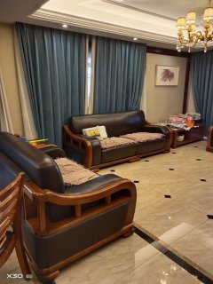 富春和园(公寓住宅) 4室2厅3卫 211.48m² 550万