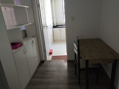 之江家园四区 1室1厅1卫 30.00m² 1800元/月