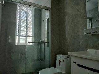 九龙仓雍景山(公寓住宅) 3室1厅1卫 115.00m² 168万