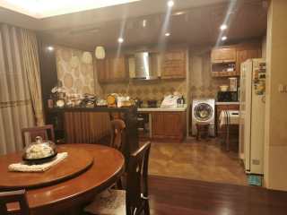 三江鸣翠蓝湾(公寓住宅) 4室2厅3卫 200.61m² 450万