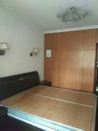 金城阳光苑 3室2厅1卫 97.00m² 179万