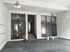 篁外 4室2厅2卫 310.00m² 900万