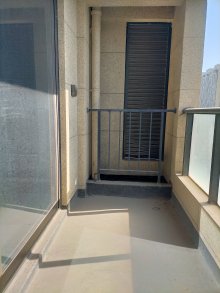 中天富春诚品 3室2厅2卫 95.23m² 145万