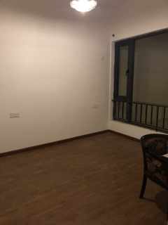 篁外 4室2厅4卫 313.00m² 1250元/月