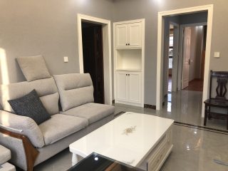 梓树花苑(公寓住宅) 1室1厅1卫 300.00m² 2500元/月
