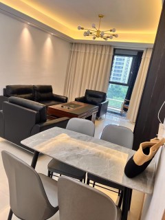 祥生云湖城 3室2厅2卫 117.36m² 5500元/月