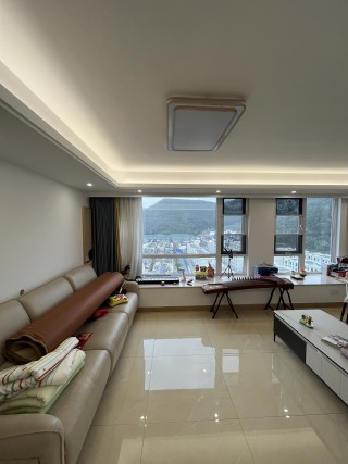 九龙仓雍景山(公寓住宅) 3室2厅2卫 127.42m² 150万