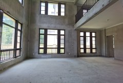 九龙仓雍景山(别墅) 6室2厅2卫 318.28m² 928万