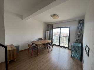 大家小墅 4室2厅3卫 141.71m² 2980元/月
