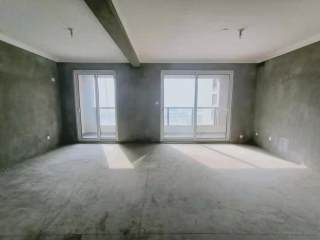 中天富春诚品二期 4室2厅2卫 125.02m² 220万
