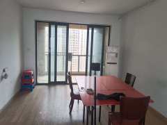 九龙仓世纪华府 4室2厅2卫 141.00m² 228万