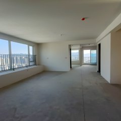 九龙仓雍景山公寓住宅 4室2厅2卫 127.00m² 180万