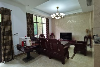 三江鸣翠蓝湾(别墅) 5室2厅4卫 213.15m² 598万