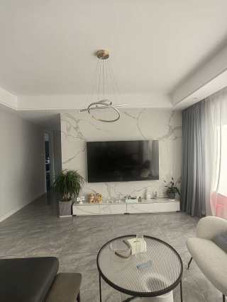 融创微风之城(公寓住宅) 4室2厅2卫 133.00m² 185万