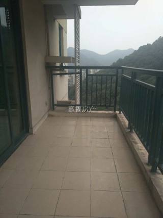 华庭云顶 3室2厅2卫 116.00m² 150万