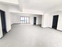 德邑上城 4室2厅3卫 167.00m² 450万