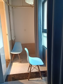 村口家园 5室3卫 100.00m² 1580元/月